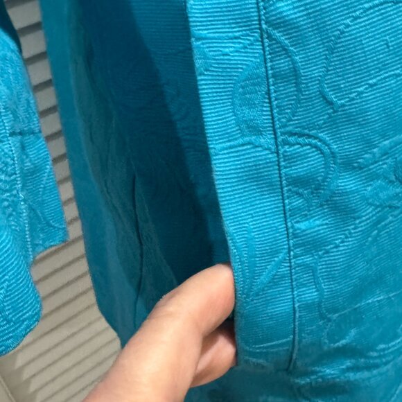 Chico’s Turquoise Textured Jacquard Button Front Jacket – Size 3P (16/18 Petite) - Picture 4 of 8